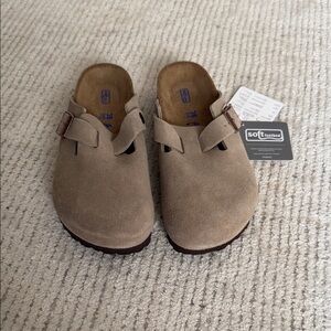 Birkenstock Suede Soft Footbed Clogs